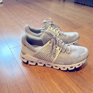 ON cloud swift running sneaker